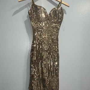 Mini Dress - Bronze
Size: XS
